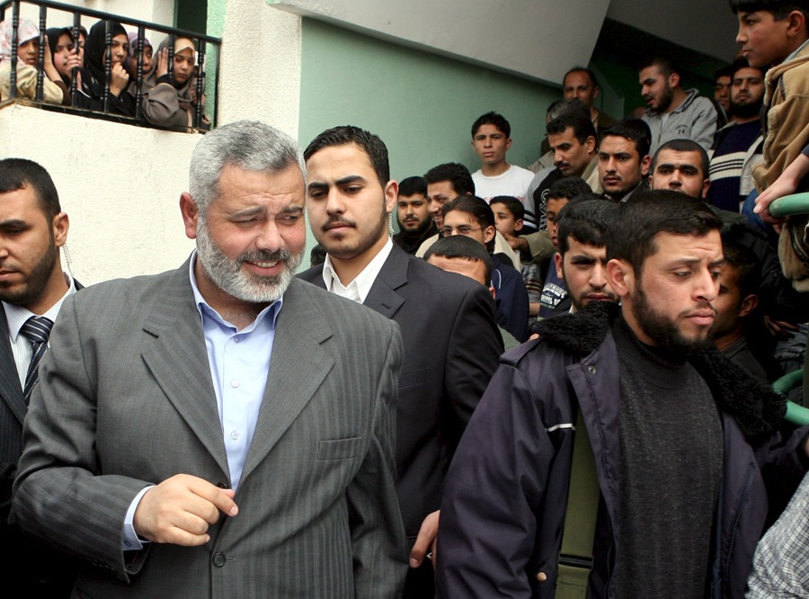 Visita de Ismail Haniyeh al el campo de refugiados de Shati en la Ciudad de Gaza