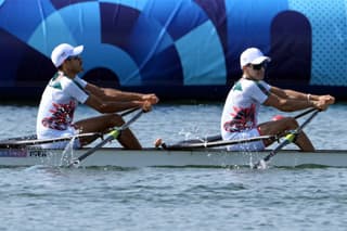 Mexicanos Miguel Carballo y Alexis López avanzan a Semifinales en Remo