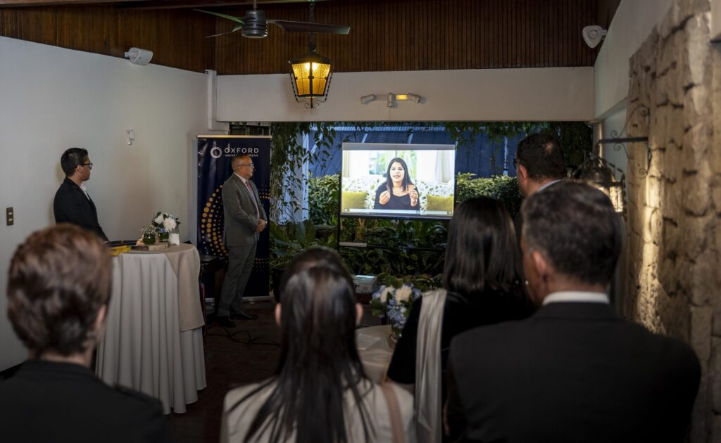 Oxford University Press presenta su programa de certificación  de inglés en nivel C1 en Costa Rica