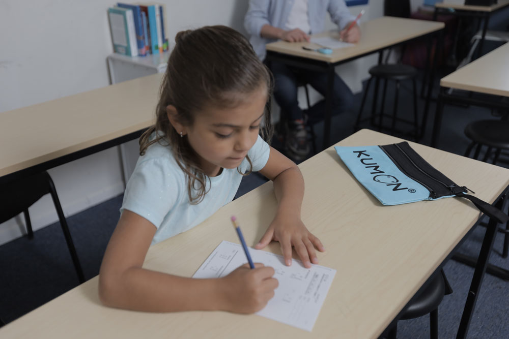 Kumon brinda técnicas efectivas para estudiar matemática y prepararse para el bachillerato y la universidad