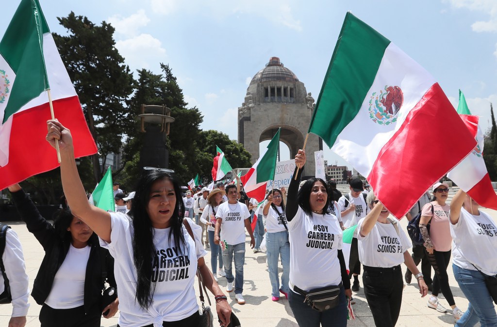 Marchan en México contra reforma judicial - marchan-en-mexico-contra-reforma-judicial-2-1024x675