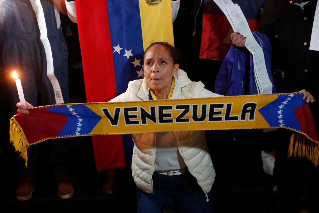 Venezolanos protestan en la Ciudad de México a un mes de elección presidencial - protesta-de-venezolanos2-1024x683