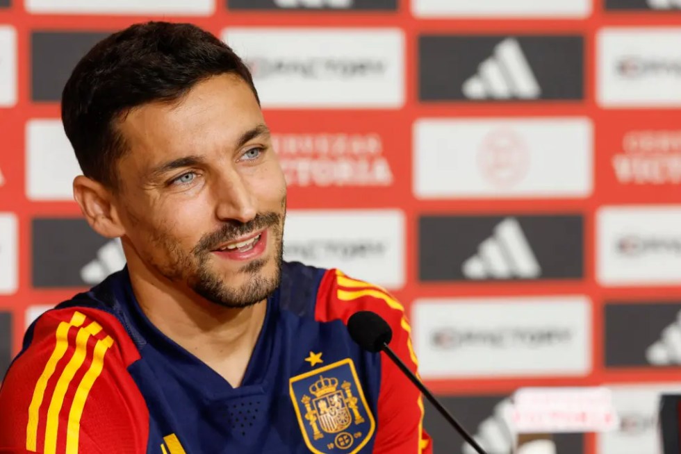 SEVILLA, 11/10/2023.- El defensa de la selección española Jesús Navas durante la rueda de prensa de este miércoles en Sevilla, en la víspera del encuentro de clasificación para la Eurocopa de 2024 ante Escocia en el estadio de La Cartuja. EFE/ Julio Muñoz