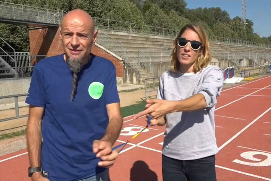 La atleta catalana Elena Congost y su guia Mia Carol Bruguera