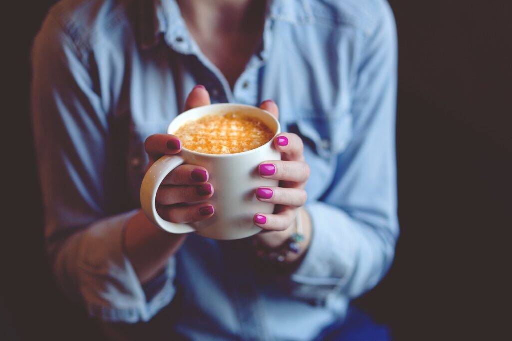 ¿Cuántas tazas de café hay que tomar al día para proteger al corazón?