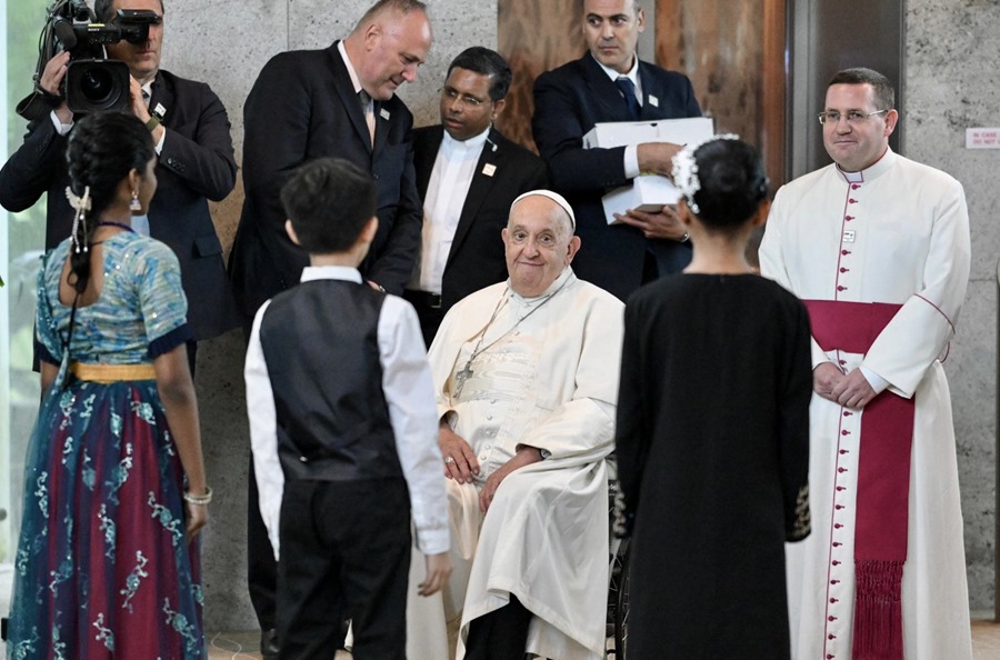 El papa Francisco a su llegada hoy a Singapur.