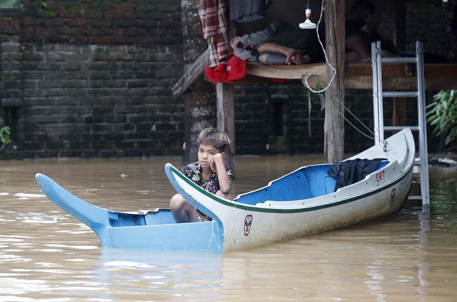 Inundaciones en Birmania por el paso del tifón Yagi