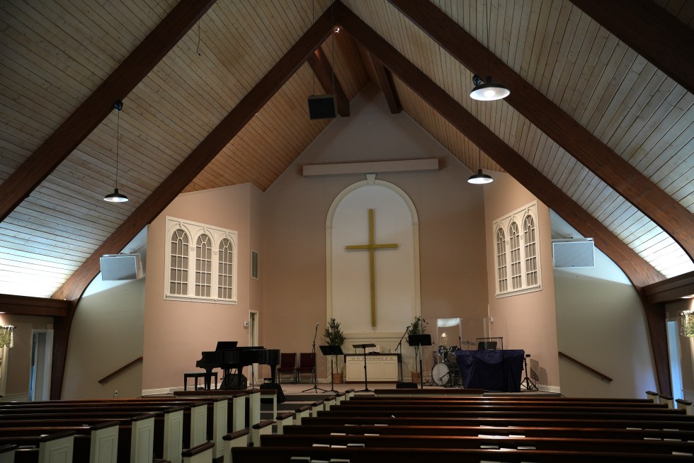 Fotografía del interior de la Iglesia Congregacional Evangélica este jueves, en las afueras de Lancaster, Pensilvania (EE.UU.). EFE/ Guillermo Azábal