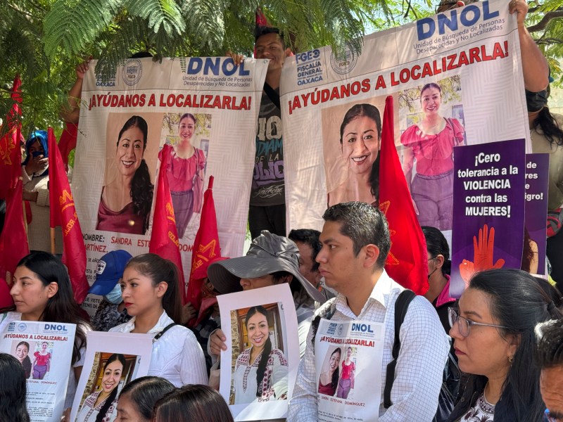 Familiares y ONG marchan en Oaxaca para exigir la localización de la activista mixe Sandra Domínguez - familiares-y-ong-marchan-en-oaxaca-para-exigir-la-localizacion-de-la-activista-mixe-sandra-dominguez-2-1024x768