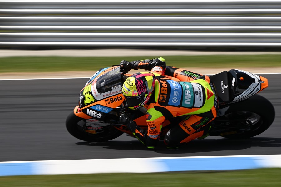 El piloto español Fermín Aldeguer en el Gran Premio de Australia de motociclismo.