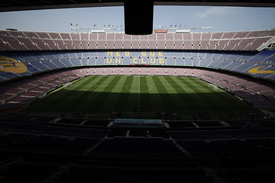 Vista de las gradas vacías del Camp Nou en Barcelona