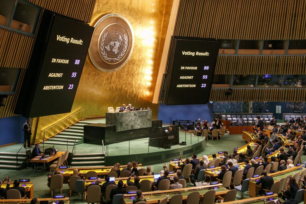 Vista de la votación de una resolución sobre Gaza en la Asamblea General de Naciones Unidas, este 27 de octubre de 2023, en Nueva York. EFE/ Sarah Yenesel