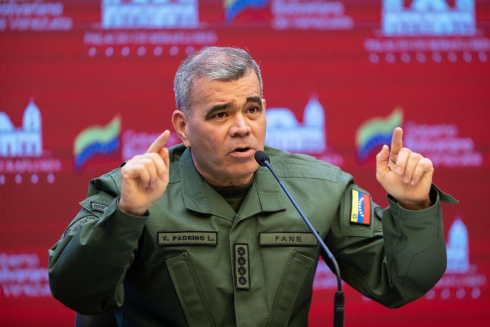 El ministro de Defensa de Venezuela, Vladimir Padrino López, en una fotografía de archivo. EFE/Rayner Peña R.