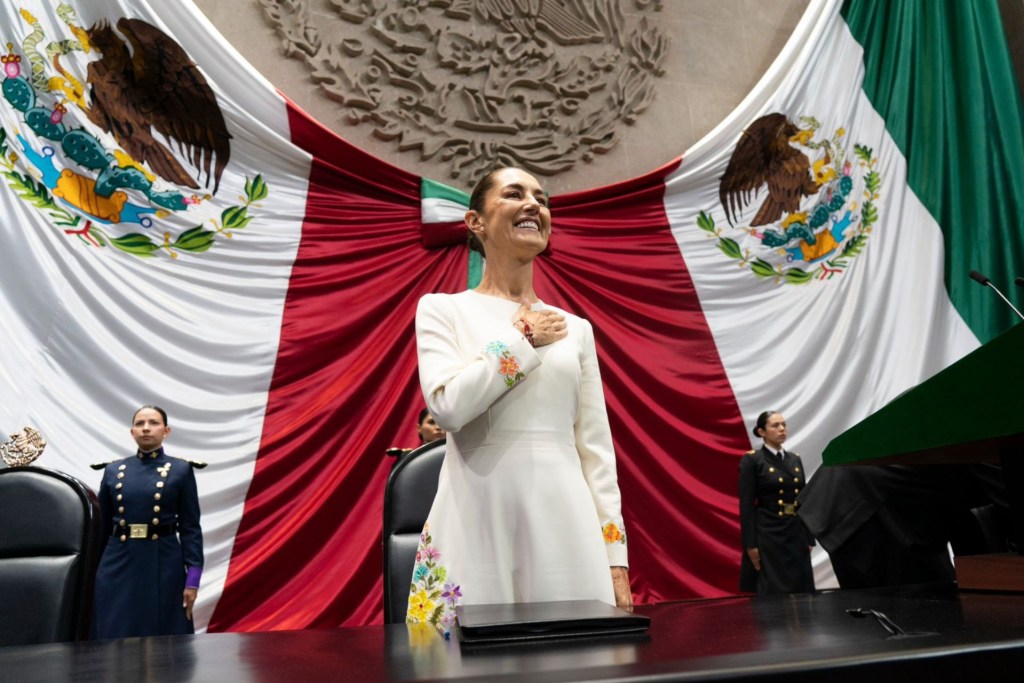 Claudia Sheinbaum protesta como la primera presidenta de México - sheinbaum-galeria-1024x683