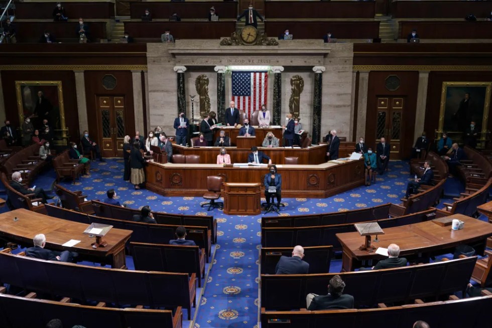 Vista de la sesión donde se certificó la decisión del Colegio Electoral sobre la elección presidencial entre Joe Biden y Donald Trump, en enero de 2021. EFE/J. Scott Applewhite/Pool