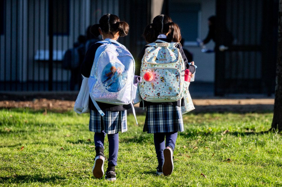 Vista de unos niños que asisten a clase a una escuela católica de EE.UU., en una fotografía de archivo. EFE/Etienne Laurent