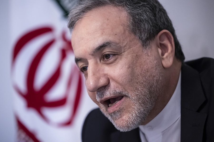 El ministro de Exteriores de Irán, Abás Araqchí,