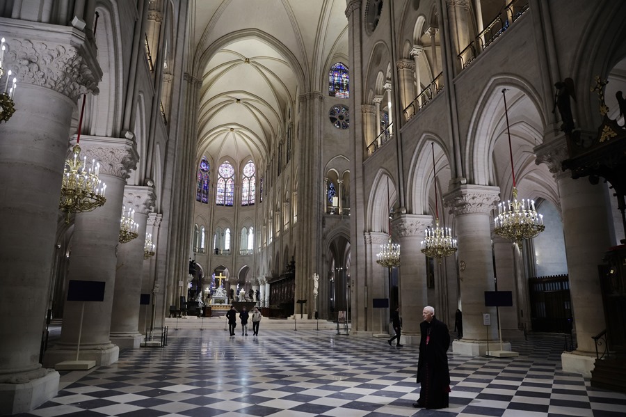 NOTRE DAME RESTAURADA