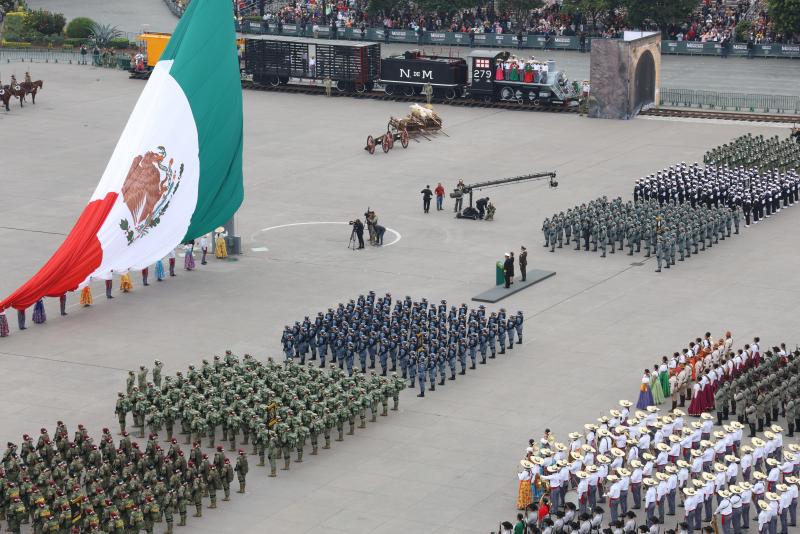 #Galeria Sheinbaum encabeza el desfile por el 114 aniversario de la Revolución Mexicana - sheinbaum-114-aniversario-revolucion-mexicana-9-1024x683