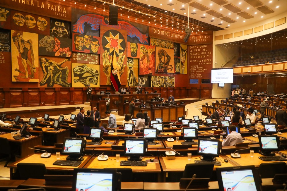 ECUADOR ASAMBLEA