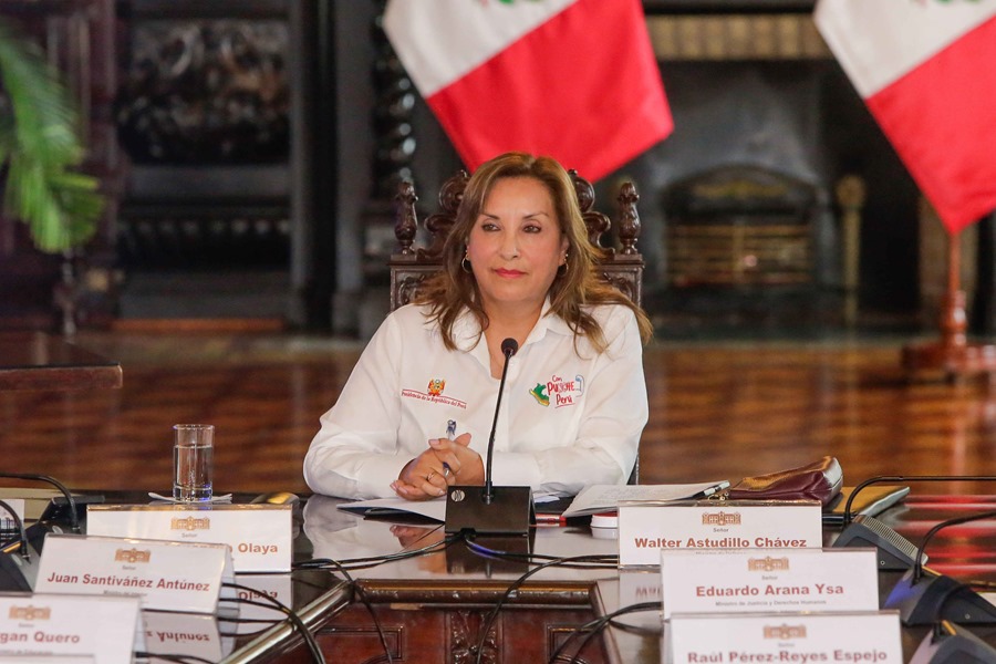 Perú Constitucional