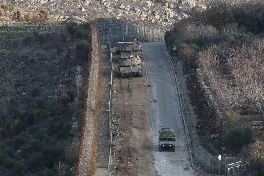 Tropas israelíes en la frontera con Siria cerca de la aldea drusa de Majdal Shams, en los Altos del Golán