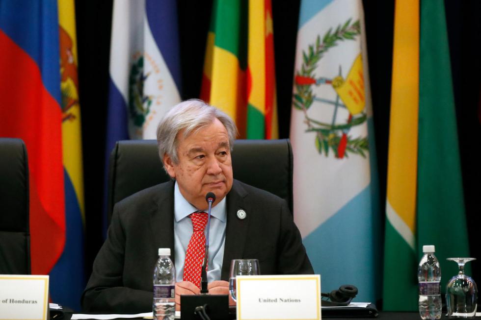 El secretario general de las Naciones Unidas (ONU), Antonio Guterres, participa en la VIII cumbre de la Comunidad de Estados Latinoamericanos y Caribeños (Celac) este viernes, en Kingstown (S. Vicente y Granadinas). EFE/ Bienvenido Velasco