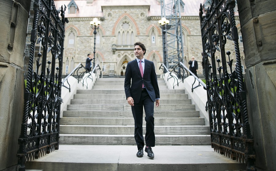 Fotografía de archivo de 2015 que muestra primer ministro de Canadá, Justin Trudeau, antes de iniciar su Gobierno. EFE/Chris Roussakis