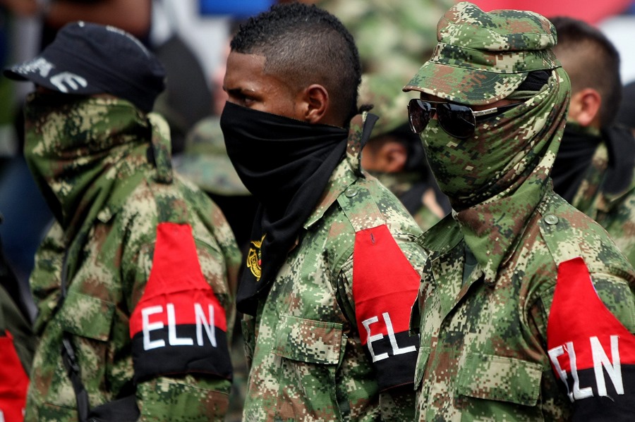 El ELN dice que no aceptará como política de paz su "sometimiento" o "rendición"