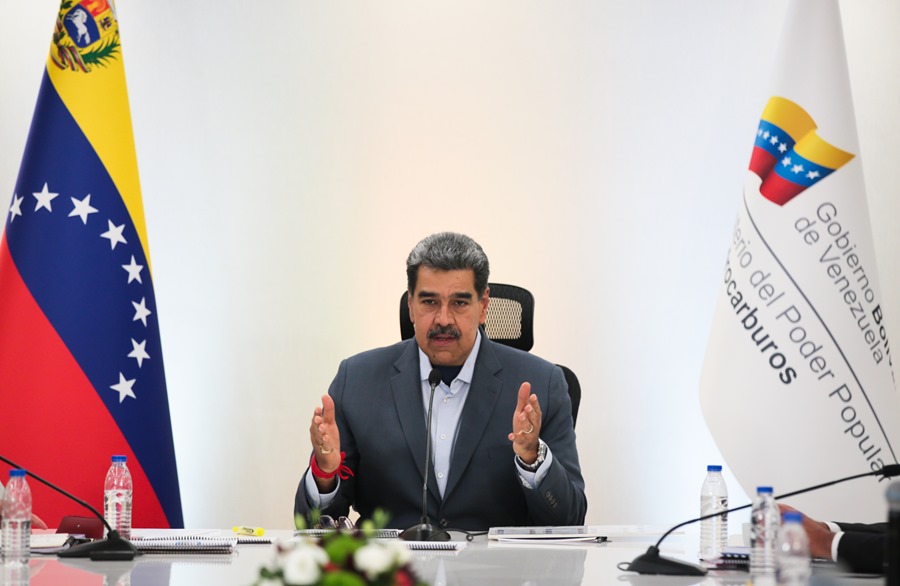 ame8690-venezuela-petroleo_