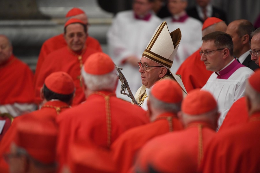 papa-colegio-cardenalicio El papa Francisco cumple 12 años de pontificado