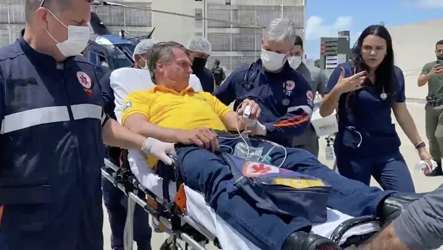 bolsonaro-traslado-hospital Bolsonaro es operado del intestino