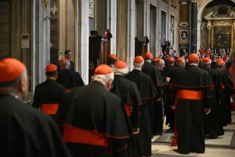 conclave-4
