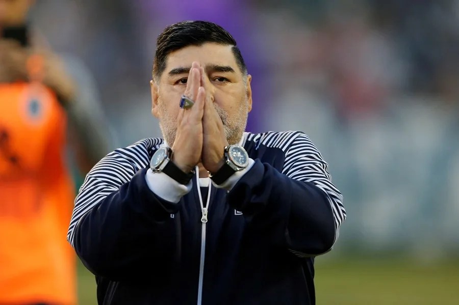 diego_maradona-1 Médico de Maradona falsificó informe y mintió sobre haber operado al ídolo, según testigo