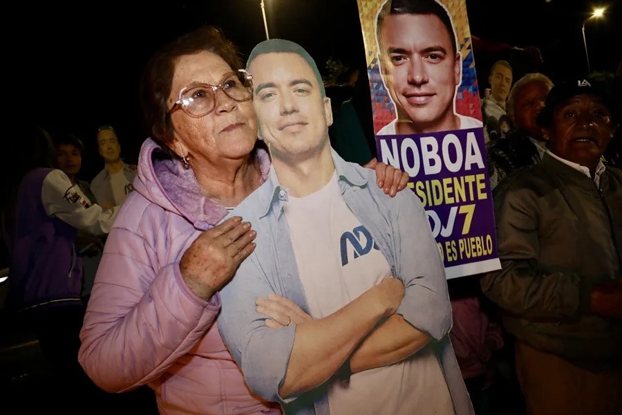 Misión de OEA preocupada por indicios de mal uso de recursos públicos en comicios Ecuador