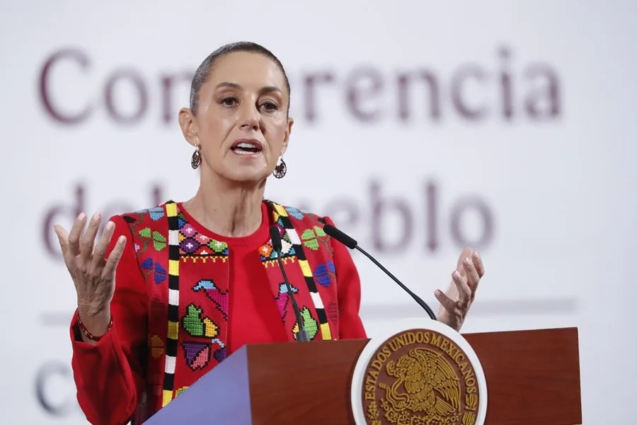 mexico-agua2 La presidenta de México, Claudia Sheinbaum, habla este viernes, durante una rueda de prensa en Palacio Nacional de la Ciudad de México (México). EFE/ Mario Guzmán