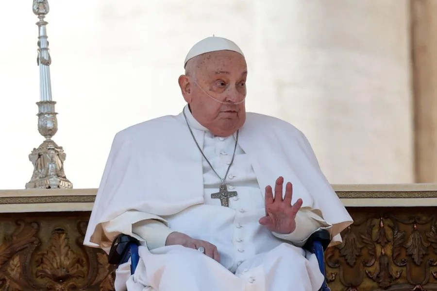 papa_francisco_archivo "Una vida digna" para los migrantes, la súplica en Panamá en memoria del papa Francisco