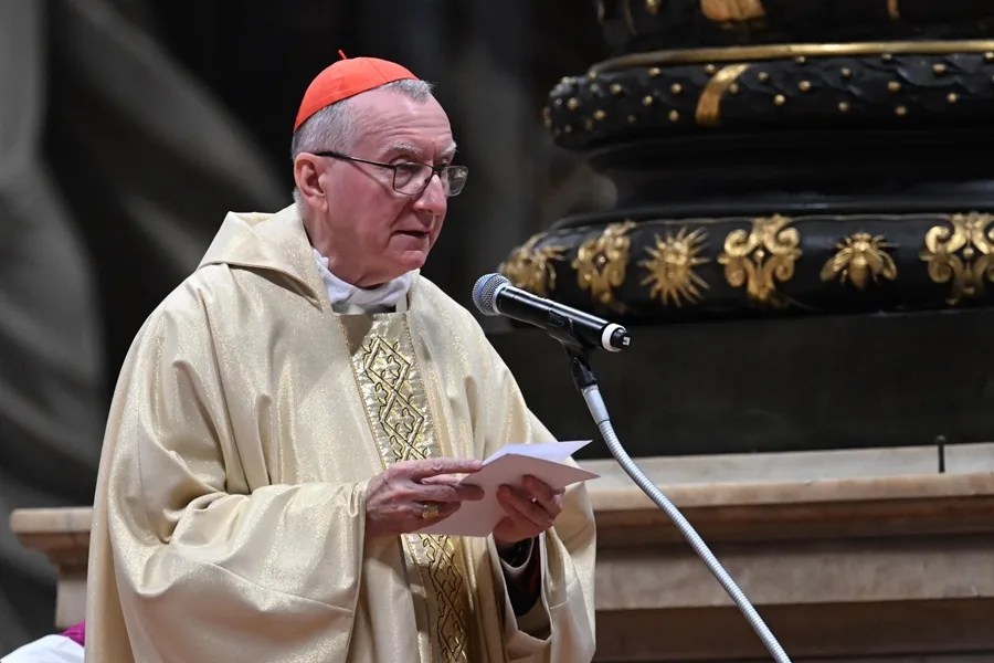 papales Pietro Parolin.