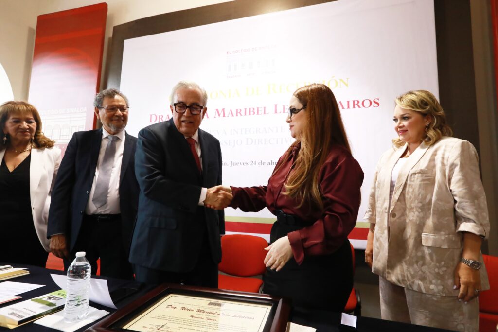 reconoce-el-gobernador-ruben-rocha-la-labor-de-los-miembros-del-colegio-de-sinaloa-2-1024x683-1 Reconoce el gobernador Rubén Rocha la labor de los miembros del Colegio de Sinaloa - reconoce-el-gobernador-ruben-rocha-la-labor-de-los-miembros-del-colegio-de-sinaloa-2-1024x683