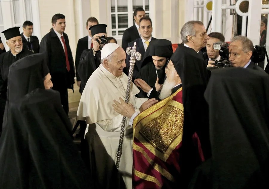 tol20-turkey-pope-francis-visit El papa Francisco (i) y el patriarca ecuménico ortodoxo Bartolomé I