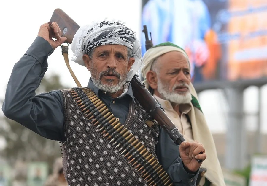 yemen_eeuu_protesta Al menos tres muertos y 12 heridos dejan nuevos bombardeos de EE.UU. en el centro de Saná