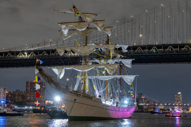choque-buque-escuela-cuauhtemoc-nueva-york-3