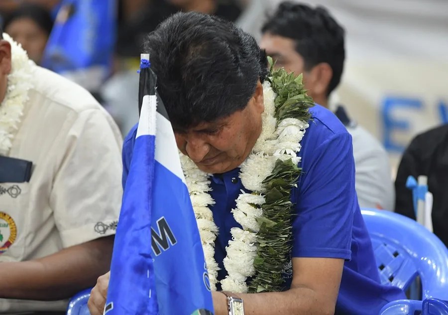 evo-morales2-1 Evo Morales queda fuera de las elecciones de Bolivia al no inscribir su candidatura