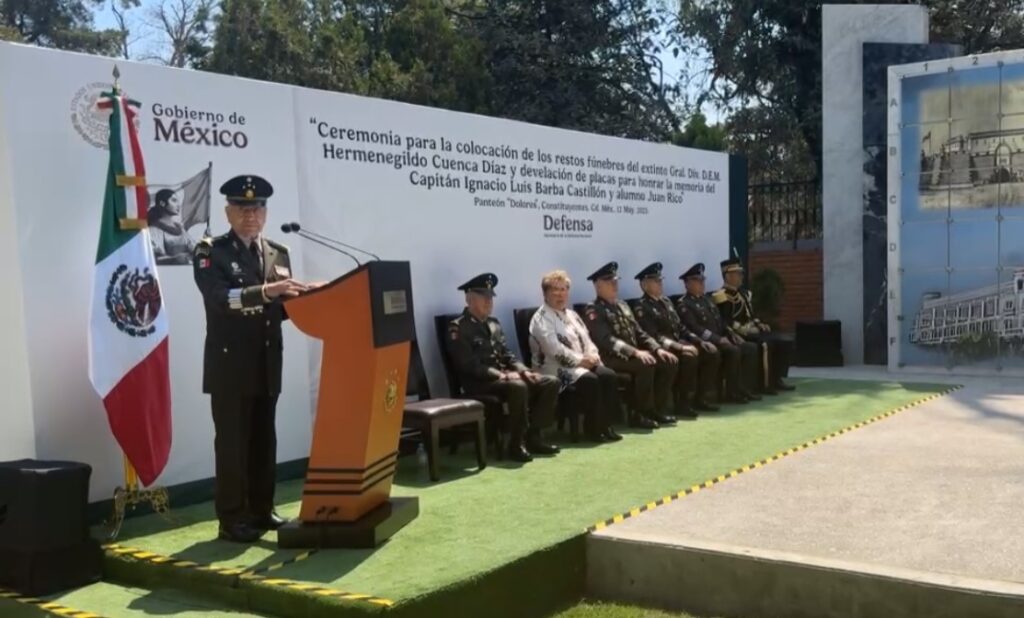 Colocan restos fúnebres del general Hermenegildo Cuenca Díaz en el Panteón de Dolores - whatsapp-image-2025-05-12-at-75517-pm-1-1024x618