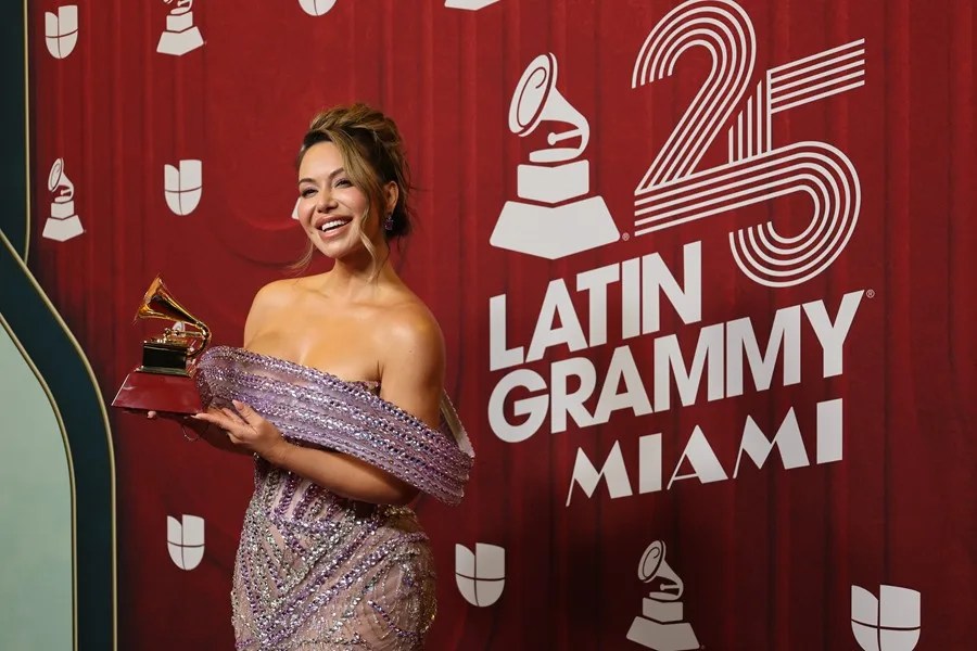 ame7445-eeuu-latin-grammy