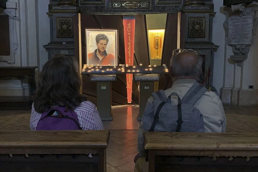Lugar de peregrinaje de miles de fieles y turistas para ver la tumba del adolescente Carlo Acutis, conocido como el 'santo milenial'.
