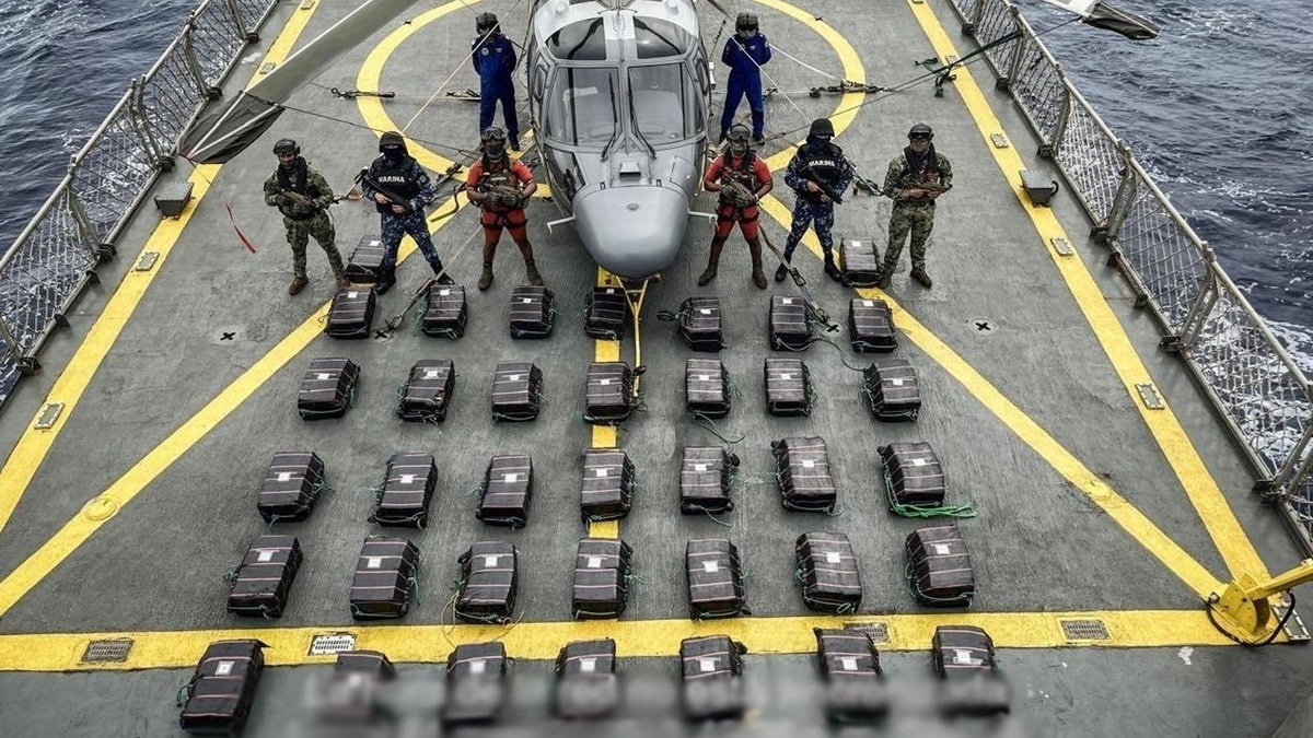 cocaina-asegurada-frente-a-costas-de-guerrero Aseguran más de una tonelada de cocaína frente a costas de Guerrero - cocaina-asegurada-frente-a-costas-de-guerrero
