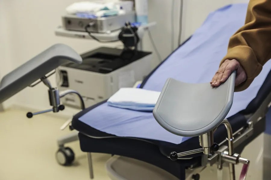 ea5363-france-abortion