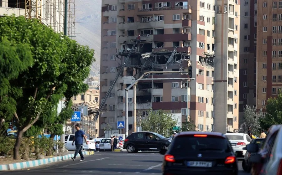 iran-ataque-edificio Irán promete vengar los ataques de Israel