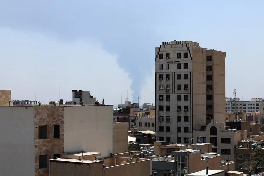 iran-ataques-teheran-1 Teherán sufre una nueva oleada de ataques israelíes